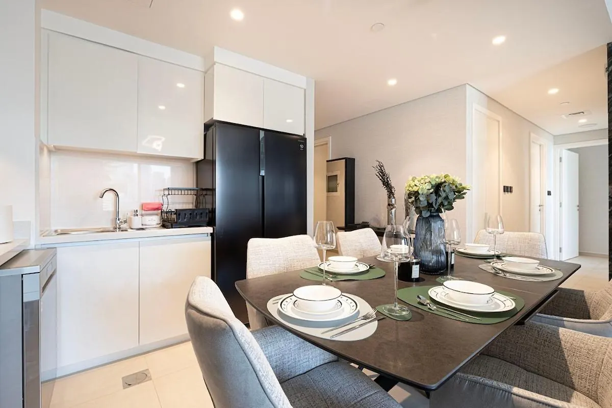 Апартаменты Luxury 2Br Burj Khalifa View Dubai Mall